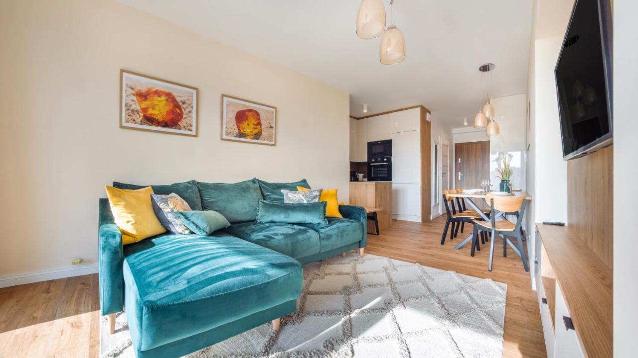 Apartamenty Sun & Snow Kolobrzeg Resorts Z Basenem Exteriör bild