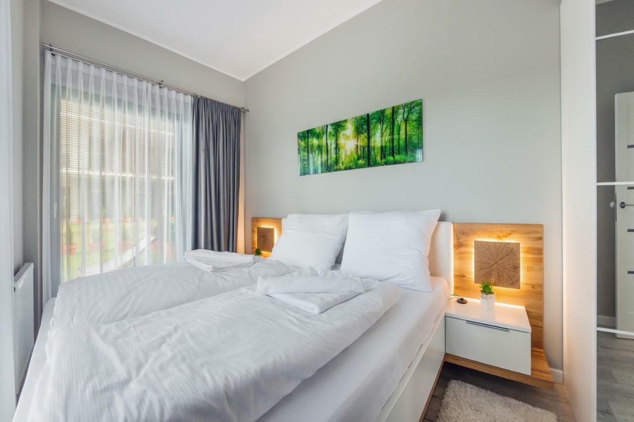 Apartamenty Sun & Snow Kolobrzeg Resorts Z Basenem Exteriör bild